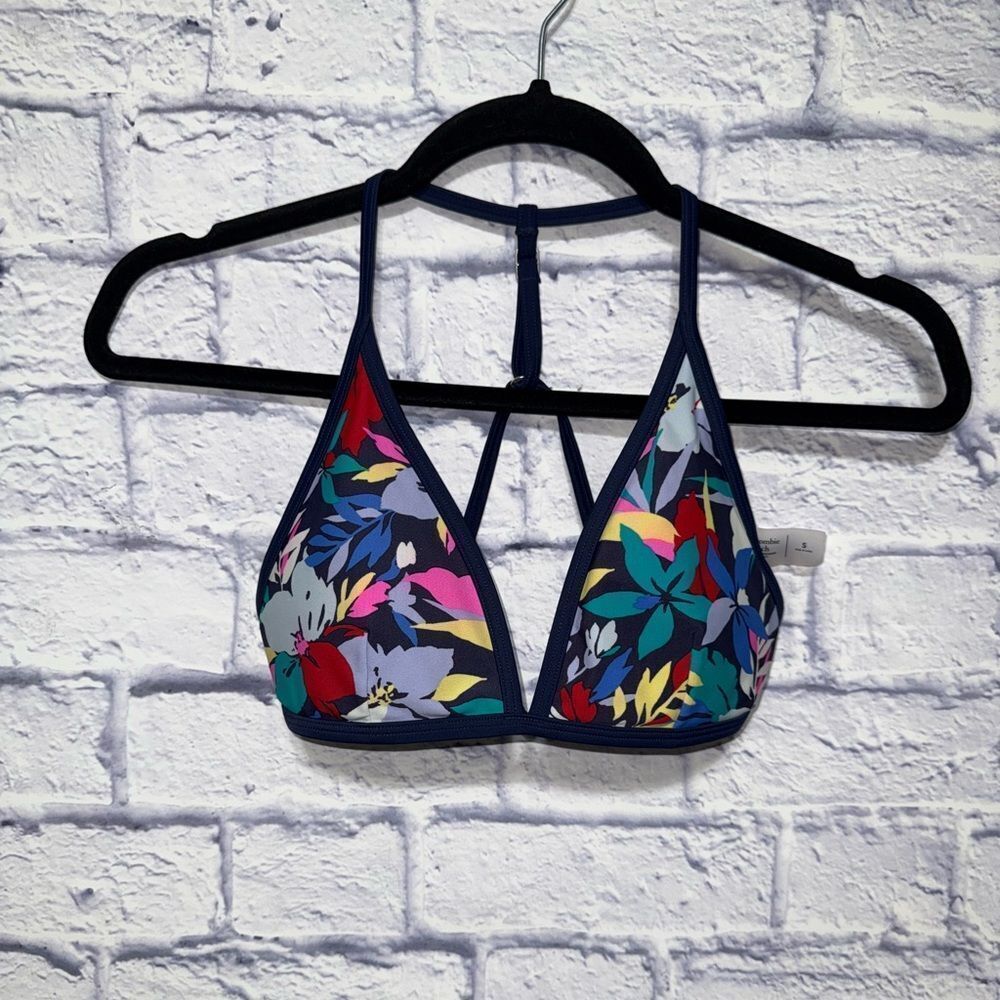 Abercrombie Bikini Top Size Small floral navy blue